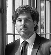 Gonzalo Delacámara